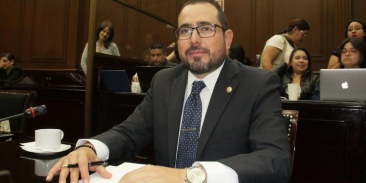 México debe reorientar políticas públicas para garantizar combate a la pobreza: Humberto González