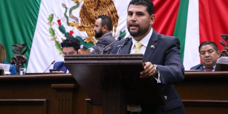 Necesaria la suma de estado y federación, para brindar certeza financiera al sector educativo: Octavio Ocampo