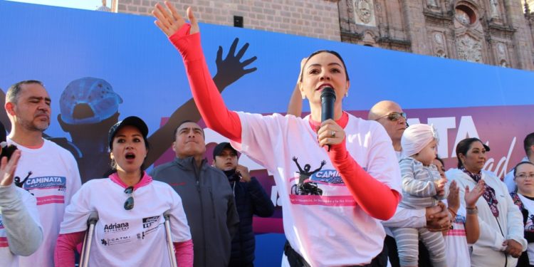 Necesitamos verdaderas políticas públicas para las personas con discapacidad: Adriana Hernández