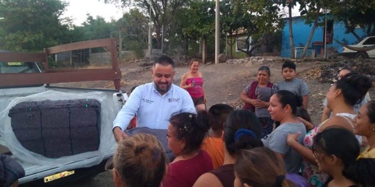Gobierno del Estado brinda abrigo a familias vulnerables de Apatzingán