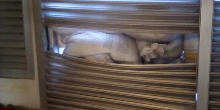 Denuncian que Organización campesina, cometió atraco en dependencia de Gobierno