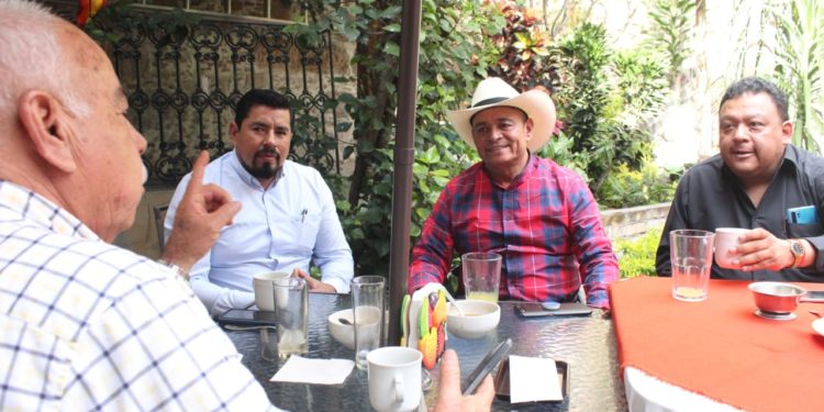 Transportistas se suman a integración de agenda sobre la iniciativa de Ley para el sector en la entidad