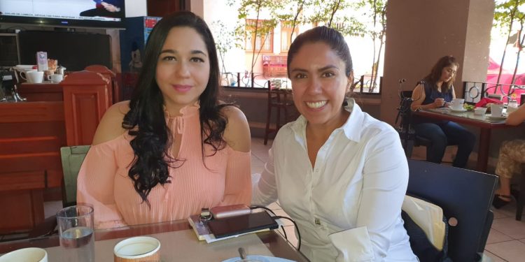 Liz Guizar Sandoval se suma al PRD Apatzingan