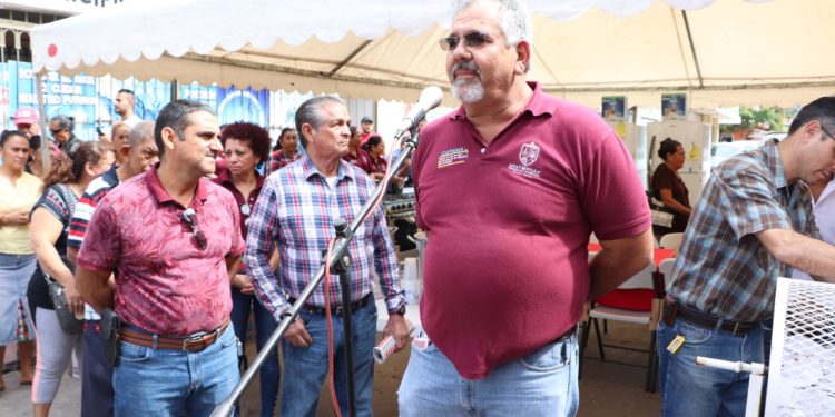 Efectúan rifa de electrodomésticos en el Capama Apatzingán