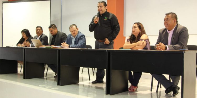 Conminan a directivos de los 93 planteles del CECyTEM a caminar juntos en favor de los estudiantes