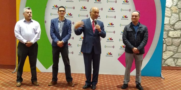 Apoya Gobierno de Michoacán a migrantes para acceder a pensión estadounidense