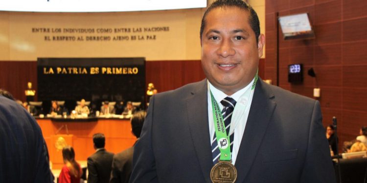 Gremio Nacional de Abogados reconoce trabajo de Marco Aurelio Nava