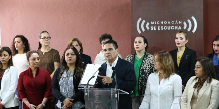 Presenta Gobernador Plan Emergente en favor de las mujeres y niñas