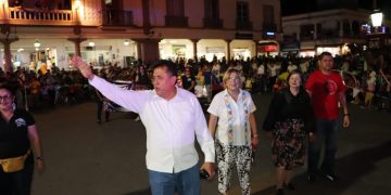 Apatzinguenses viven la alegría del Carnaval 2020