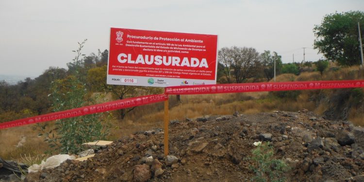 Clausuran tiradero de escombro al sur poniente de Morelia