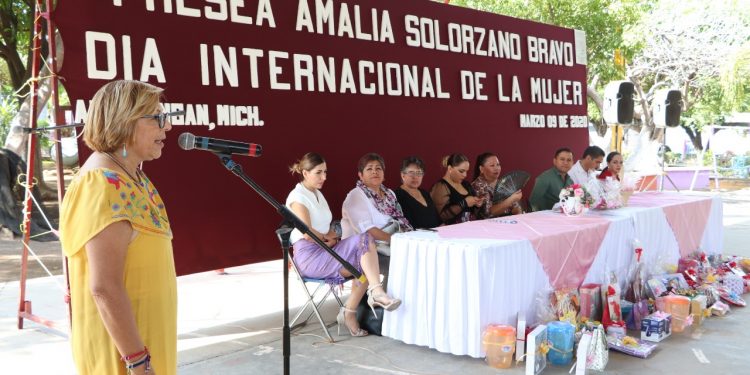 Apatzingán Conmemora Día Internacional de la Mujer