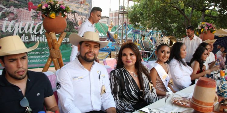 Octavio Ocampo realiza gira de trabajo para apoyar a la población en Tiquicheo, Juárez y Zitácuaro