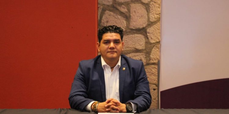 Pide Toño Madriz atención a reactivación paulatina en el sector educativo