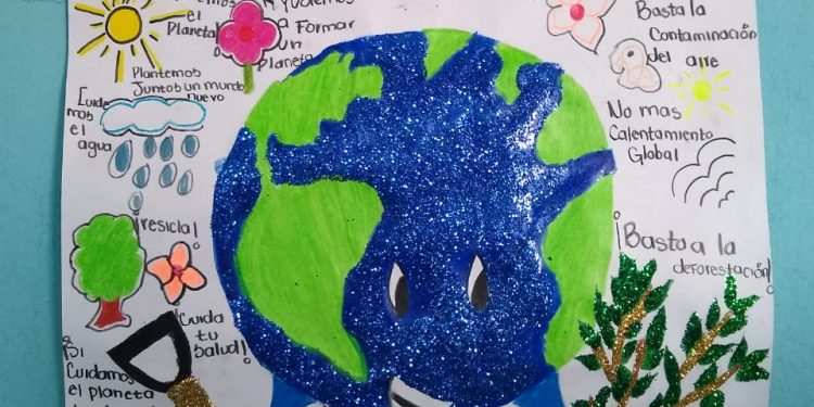 Estudiantes del CECyTEM conmemoraron el Día de la Tierra