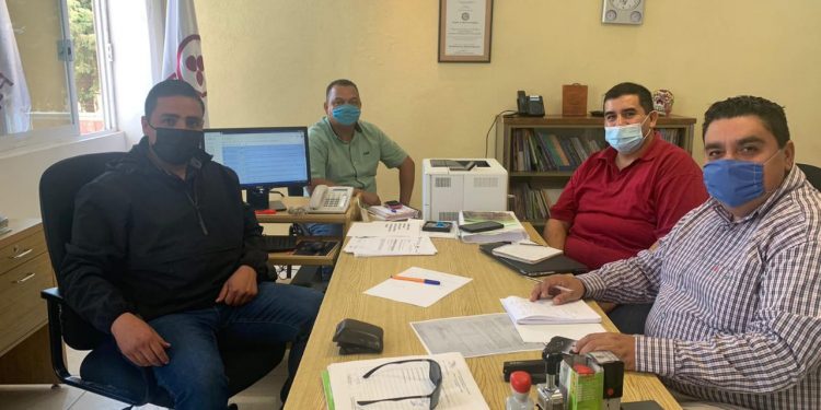 Directivos del CECyTEM revisan estrategia académica en línea