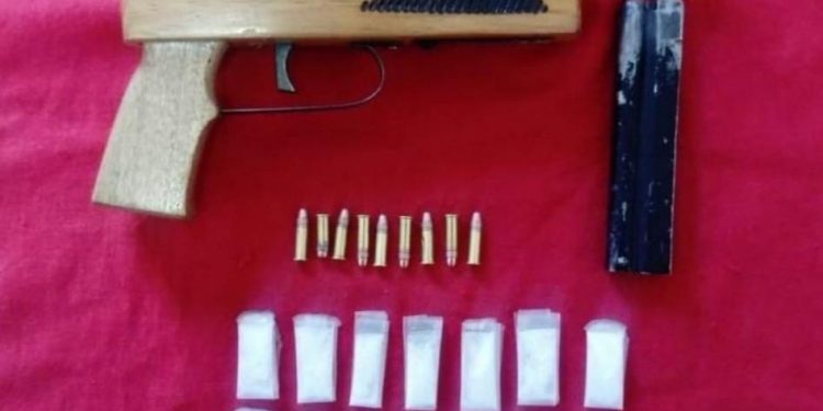 Asegura SSP a uno en posesión de arma de fuego y droga, en Puruándiro