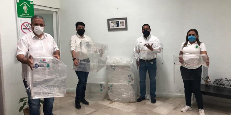 Tecnológico de Huetamo se suma al apoyo en favor de instituciones contra el COVID-19