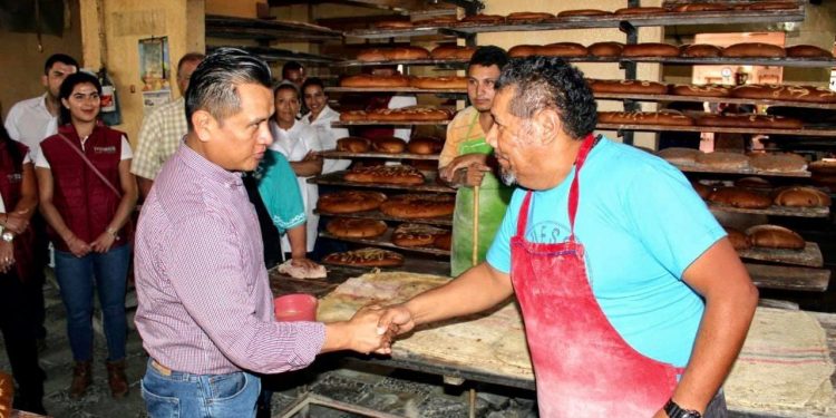 Pymes a tiempo de solicitar créditos a la palabra para hacer frente a Covid-19: Torres Piña