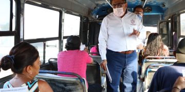 Toman temperatura a ciudadanos que ingresan a Apatzingán procedentes de otros municipios