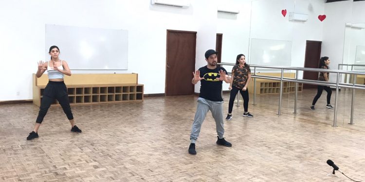 En Apatzingán lanzan transmisiones en Vivo de arte, cultura, lectura y activación física