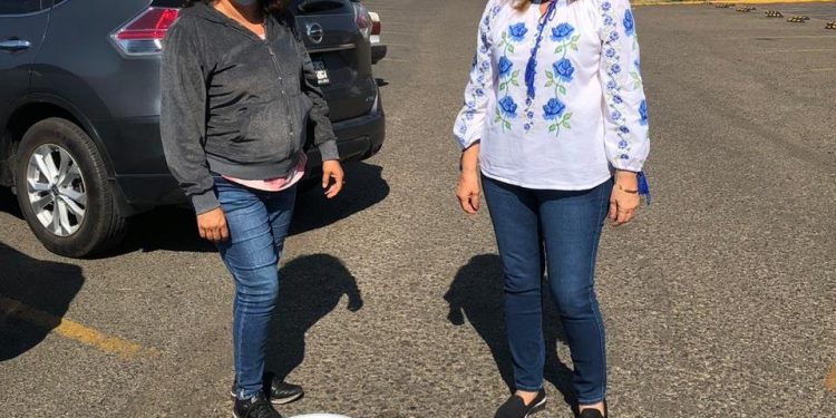 La Diputada Cuquita Cabrera redobla acciones de apoyo de prevención contra el Covid-19 y dona antibacterial a municipios