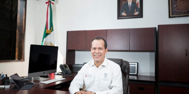 Informa Sedrua a jefes regionales sobre los programas del campo en Michoacán