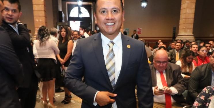 Pensionados podrán recuperar sus ahorros de Infonavit a través de internet: Torres Piña