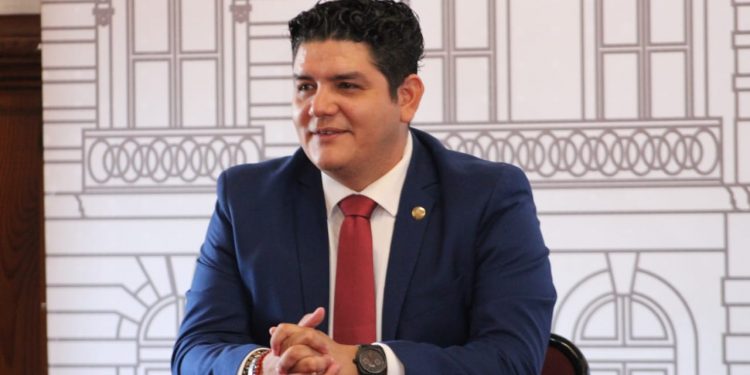 En puerta, armonización de Ley de Educación en Michoacán: Toño Madriz