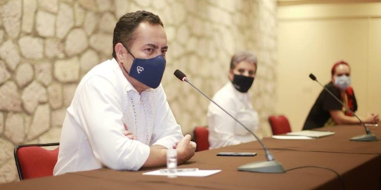 Demanda Gobierno estatal a la Federación insumos para atención a enfermos con cáncer: Carlos Herrera