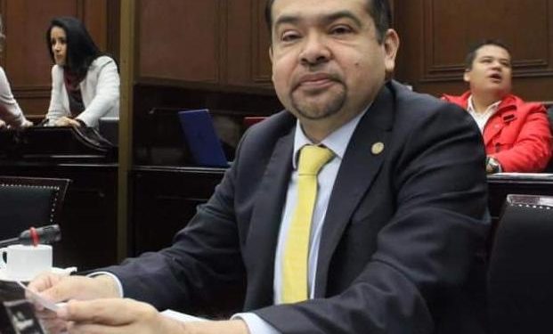 A no relajar medidas de prevención contra el Covid-19 exhorta Tony Martínez