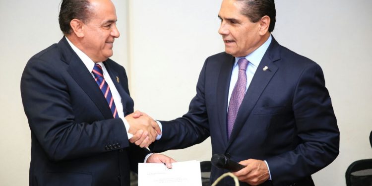 Michoacanos lamentan fallecimiento de Pascual Sigala Páez