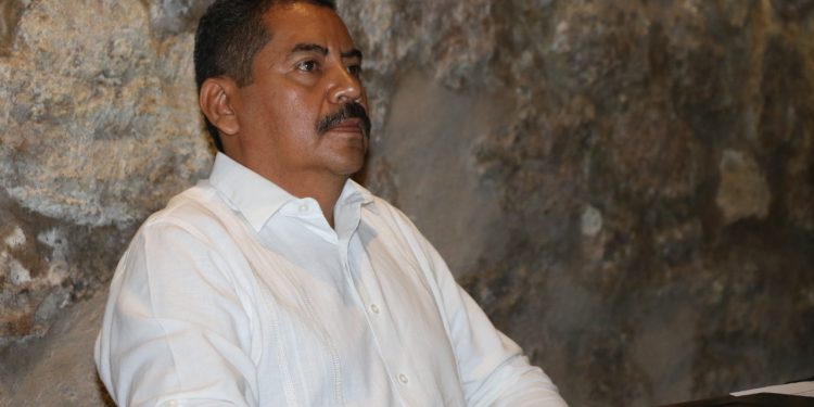 Dictaminan 10 iniciativas en Puntos Constitucionales: Ángel Custodio Virrueta