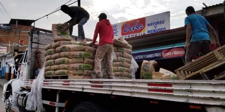 Colonias y Calles Unidas de Pátzcuaro continúa labor social
