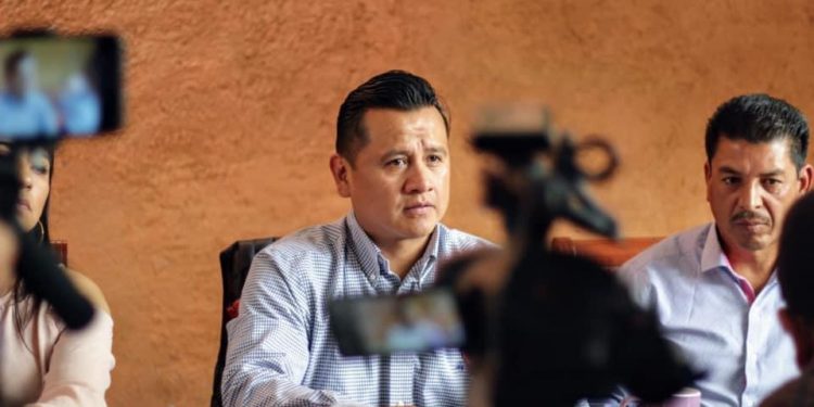 Consumir local y ser solidarios, la fórmula para salir de la crisis: Torres Piña