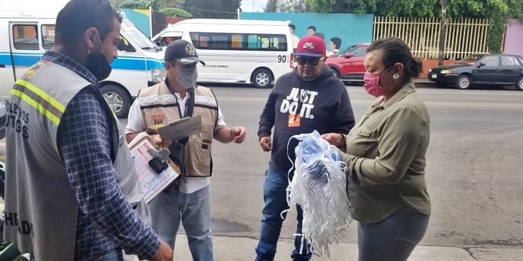 Diputada María Chávez con apoyo de la Embajada de Taiwán en México, donan insumos sanitarios a transportistas de Morelia