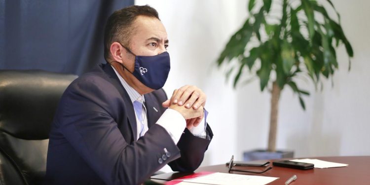 Llama Carlos Herrera a reforzar medidas sanitarias en municipios con bandera amarilla