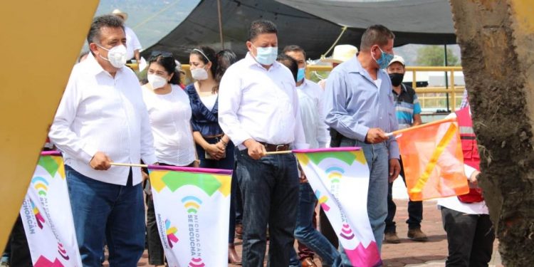 Inaugura Feliciano Flores, obras hídricas por más de 60 millones de pesos en siete municipios