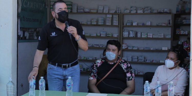 Humberto González lleva campañas de salud visual a Villa Jiménez, Puruándiro y Huandacareo