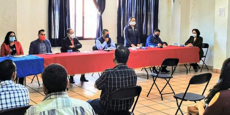 Conciencia ciudadana base para aplicar medidas obligatorias en el Transporte Público ante la presencia del COVID-19: Jeovana Alcántar Baca