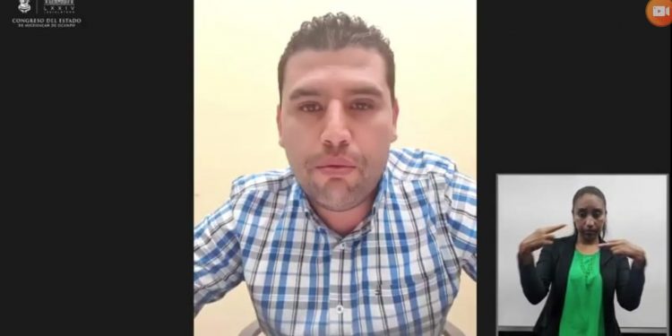 Logra Octavio Ocampo exhorto a los ayuntamientos para que informen sobre acciones para contener Covid-19