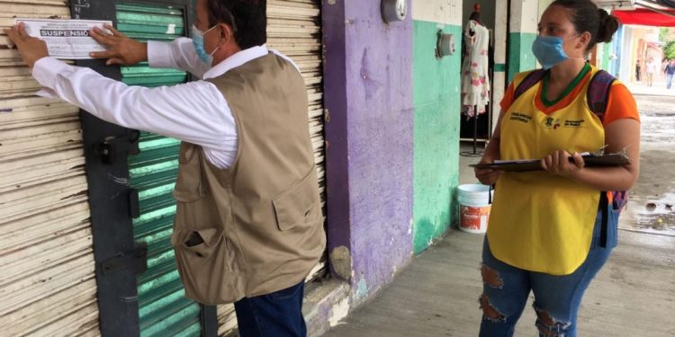 Suspenden 9 establecimientos en Apatzingán durante operativo sanitario