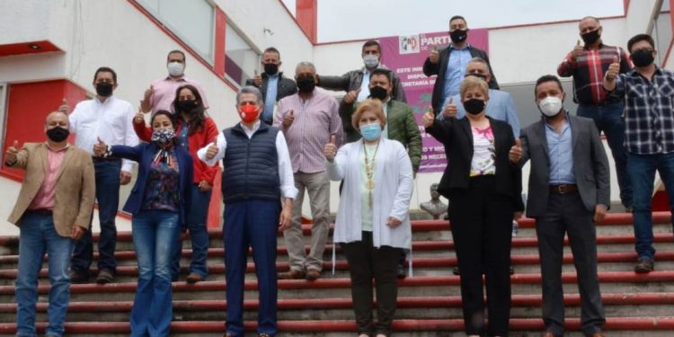 EXPRESIDENTES MUNICIPALES DEL PRI SE SUMAN AL PROYECTO DE JESÚS HERNÁNDEZ