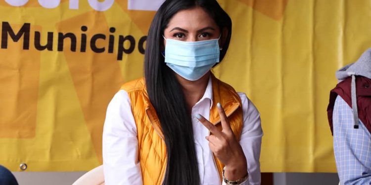 En Michoacán, el trabajo de sus mujeres y hombres motor para salir adelante: Araceli Saucedo