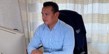 Sistema de educación a distancia permitirá combatir la deserción escolar: Torres Piña