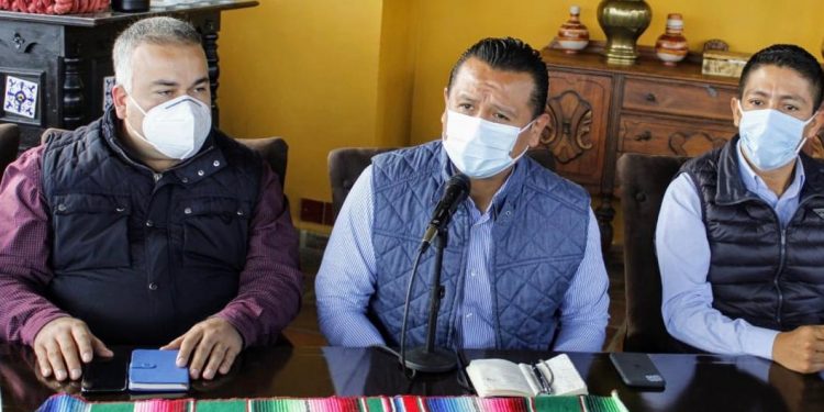 Para dar certeza, examen de admisión a normales debe de aplicarlo un tercero: Torres Piña