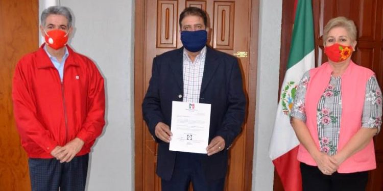 EXDIRIGENTES DEL PRI SE SUMAN AL PROYECTO DE JESÚS HERNÁNDEZ