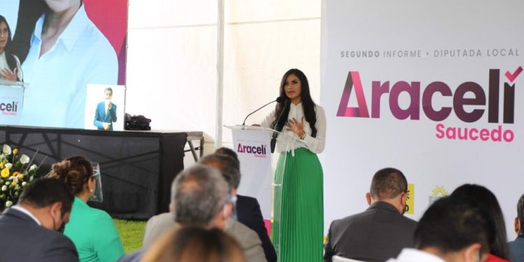 Resaltan trabajo legislativo de Araceli Saucedo en pro de grupos vulnerables y mujeres