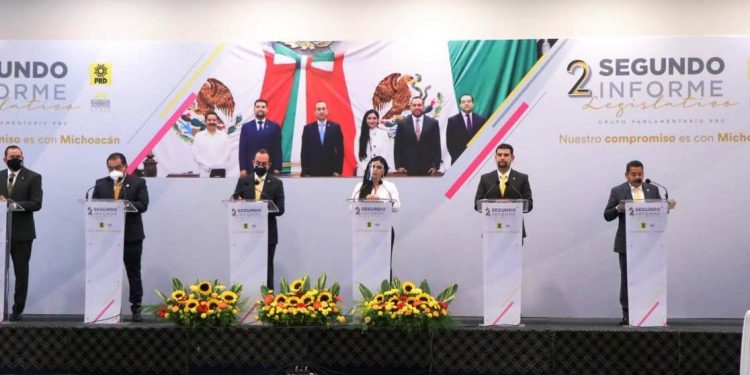 El GPPRD rinde su Segundo Informe de Labores y refrenda su compromiso con Michoacán
