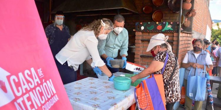 Llama Juan Carlos Barragán a ser solidarios para superar la crisis por COVID-19
