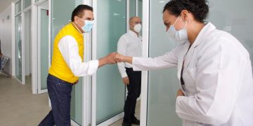 Seguimos avanzando en la tarea de cuidar la salud: Silvano Aureoles